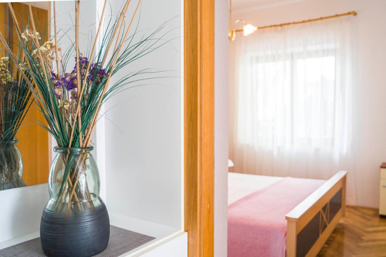 3 Bedroom Apartment Antonio Каштела Экстерьер фото
